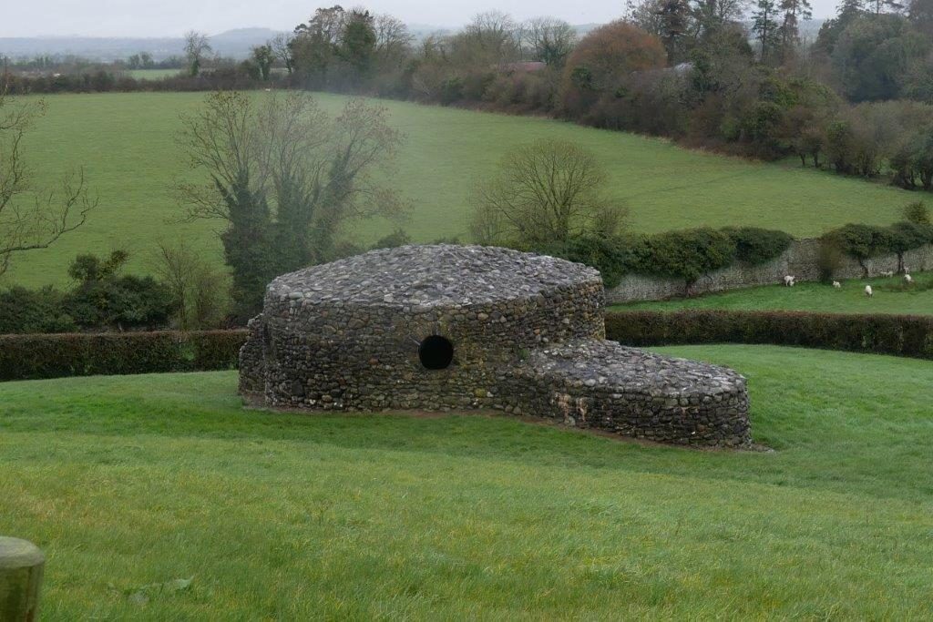 Newgrange stone building